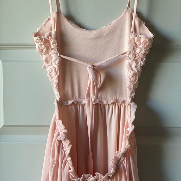Like new Lulus Pink Maxi Gown - Picture 3 of 5